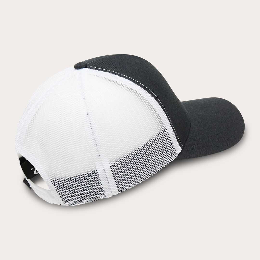 Oakley Chalten sapka fekete-fehér – Black/White trucker sapka