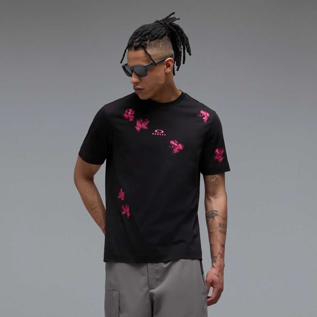 Oakley Allover Frog Tee Férfi Póló - Pitch Black - Image 2