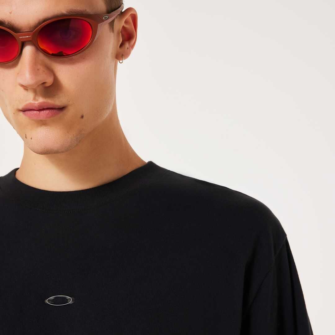 Oakley Metal Rise Tee Blackout Póló - Image 3